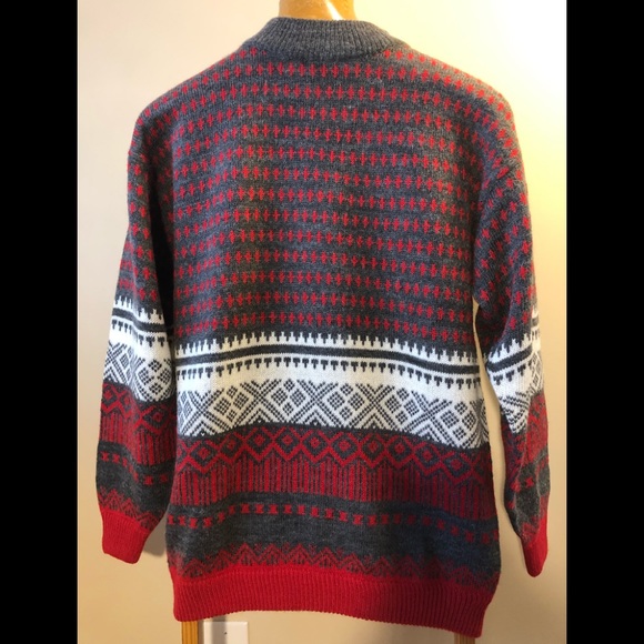 Sweater S/M nice quality - Picture 2 of 6